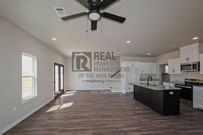 Building Photo - 4710 Clive Ave