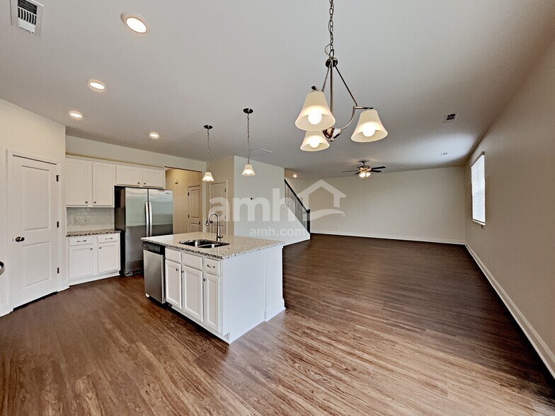 Building Photo - 2741 Bison Ct