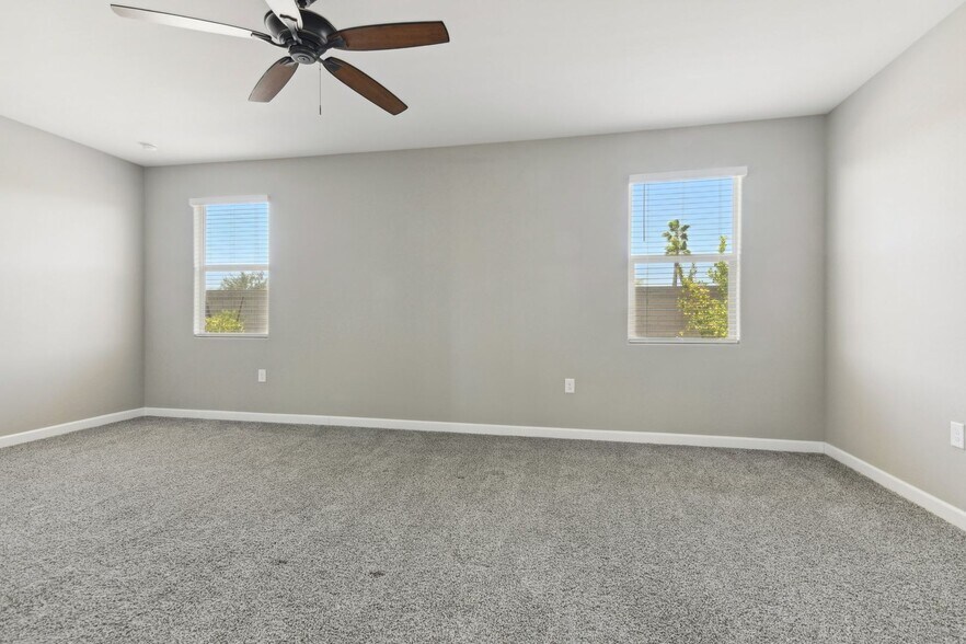 Building Photo - 29826 W Whitton Ave