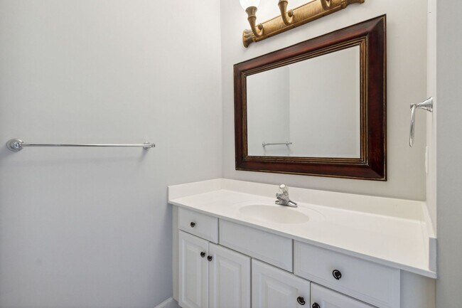 Building Photo - 5284 Sea Chase Dr
