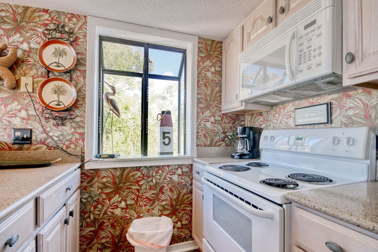 Building Photo - 351 Lake Arrowhead Rd