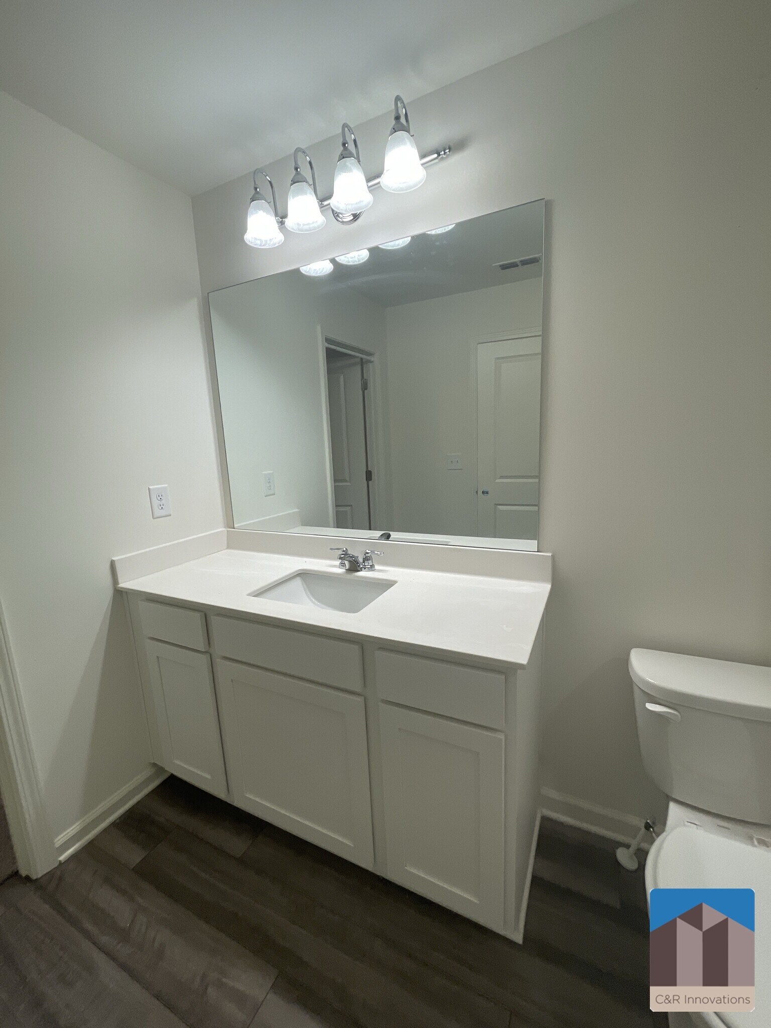 Building Photo - 3529 Condor Ct SW