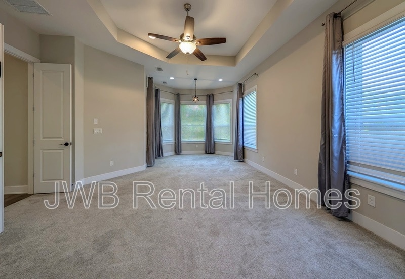 Building Photo - 141 Topside Dr.