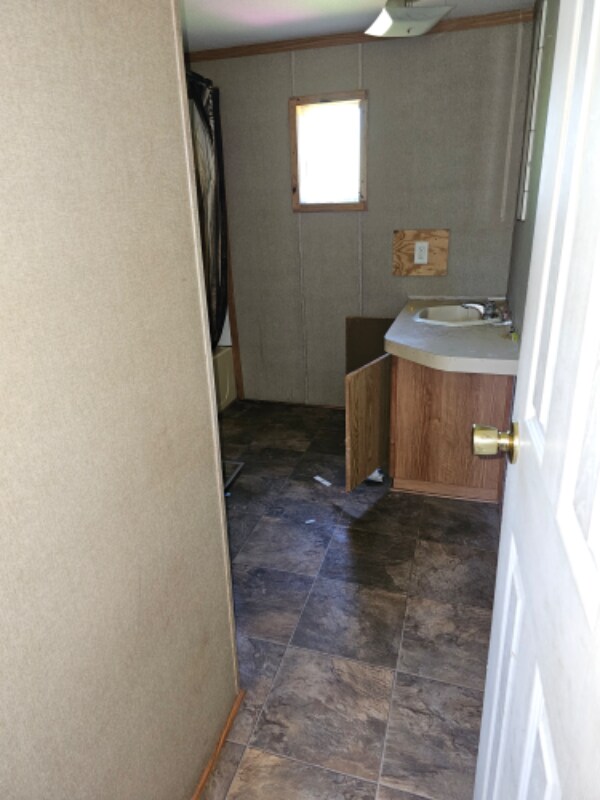 Building Photo - 43124-4M-43 M-43