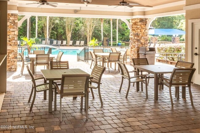 Building Photo - 12301 Kernan Forest Blvd