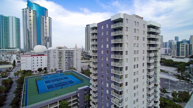 Building Photo - 850 N Miami Ave