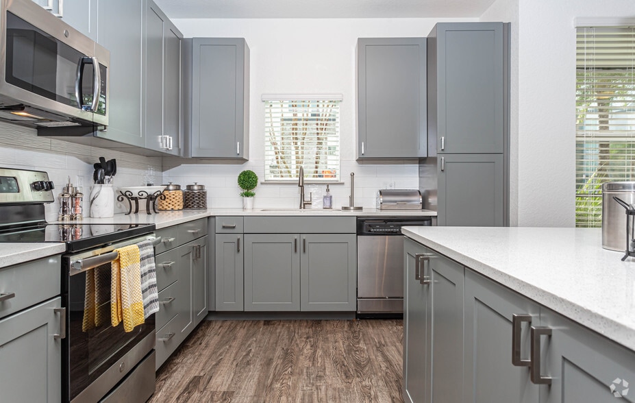 The Addison at Universal Boulevard 9707 Mia Cir Orlando FL 32819