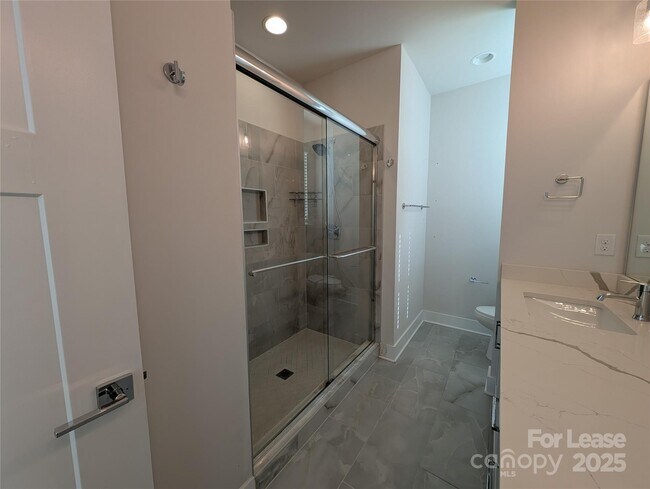 Building Photo - 2322 Elizabeth Ml Pl