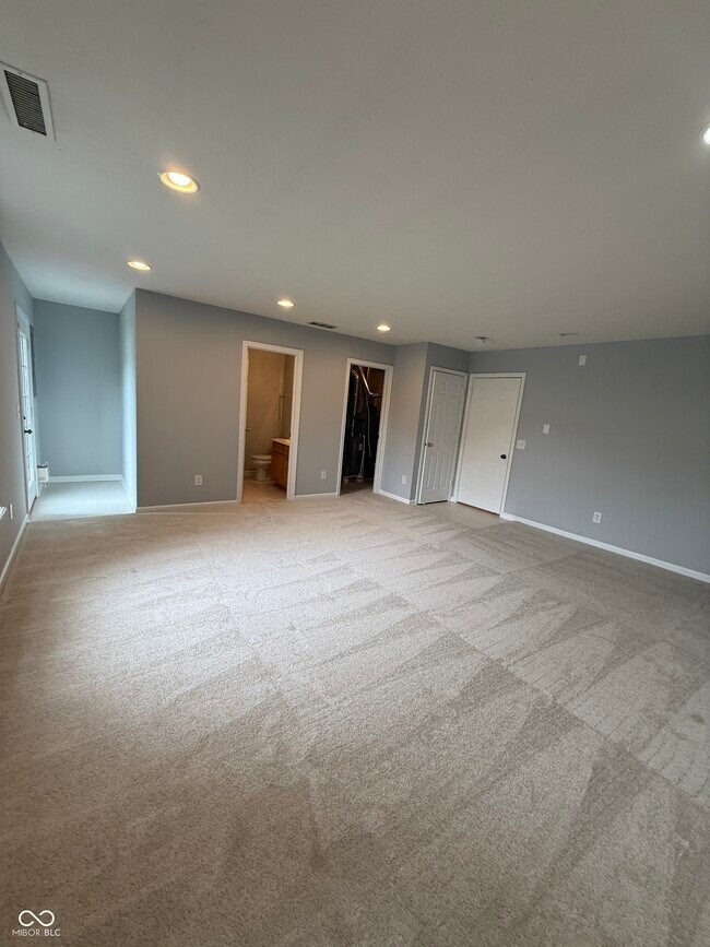 Building Photo - 12028 Esty Way