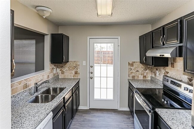 Building Photo - 4624 Mar Vista Trail