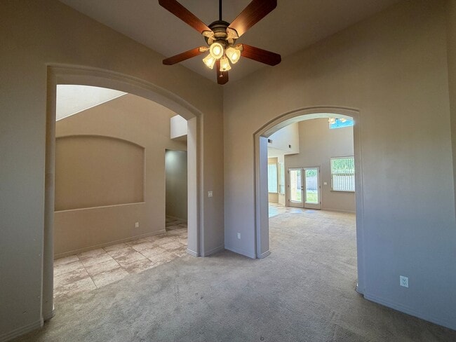 Building Photo - 4 Bedroom Home Plus Office Available Near Eubank Blvd NE & Paseo Del Norte!