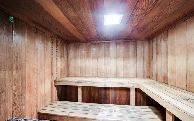 Building Sauna - 501 Slaters Ln