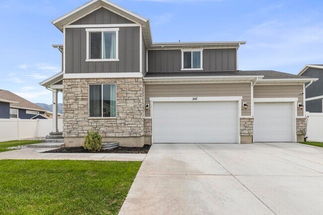 Building Photo - 247 W Box Creek Dr