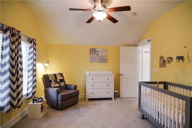 Building Photo - Charming East Nashville Home – Walkable to...