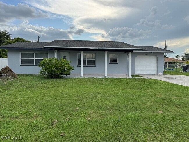 Building Photo - 2328 Country Club Blvd