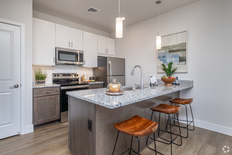 2BR, 2.5BA - 1,286SF - Kitchen - The Reserve at Timber Ridge