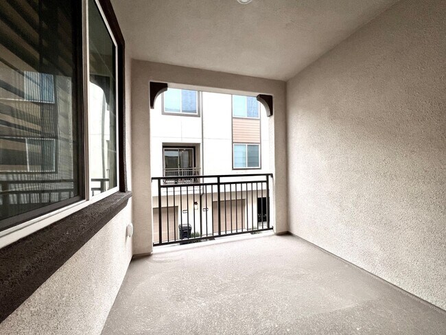 Building Photo - Brand New Built 3 Story 2 Bed 2.5 Bath Condo in Eastvale!