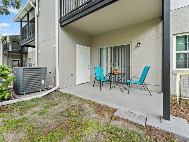 Building Photo - 4507 S Oak Dr