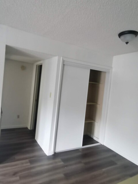 Building Photo - 5530 Chrishire Way
