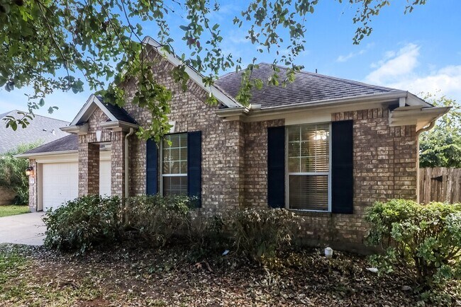 Building Photo - 3951 Eastland Lake Dr