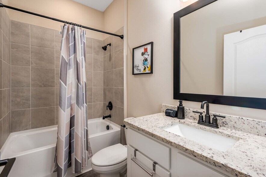 Building Photo - 7825 Somersworth Dr