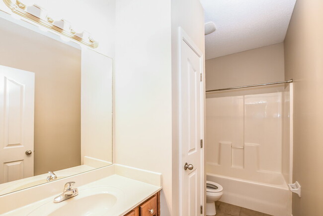 Building Photo - 12321 Longleaf Oak Trail