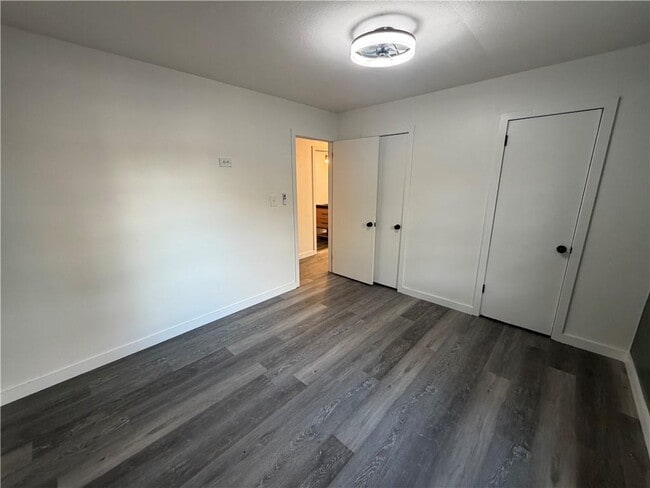 Building Photo - 1772 Martin Pl