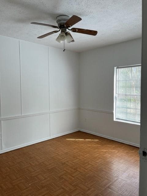 Building Photo - 102 N Cir Dr