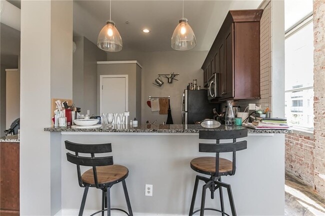 Building Photo - 800 Peachtree St NE