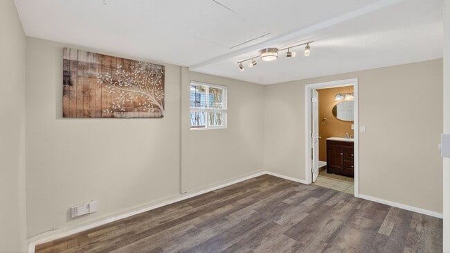 Building Photo - 3 Bedroom Home for Rent – Prime Norwalk Location