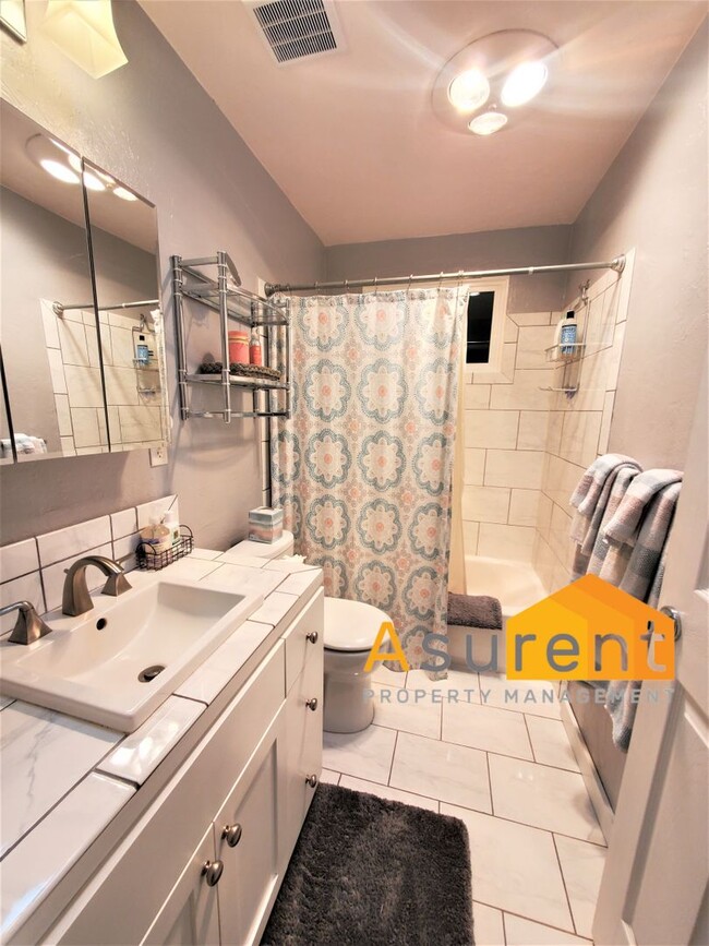 Building Photo - Charming Updated Fully Furnished Rental - $500 Off First Months Rent - All Utilities Included!