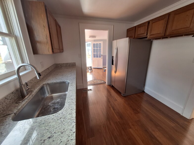 Building Photo - 3811 Walker Ave