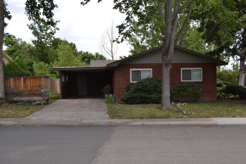 Building Photo - 1207 Castlerock Dr