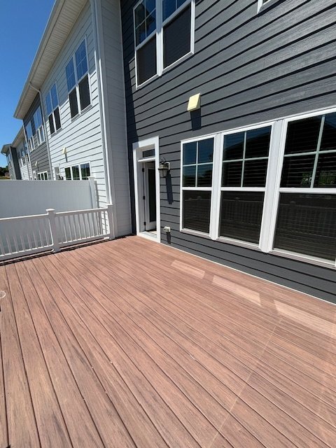 Building Photo - Available now in Preston Lake