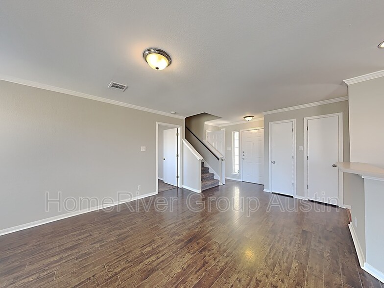 Building Photo - 1103 Sunflower Ct