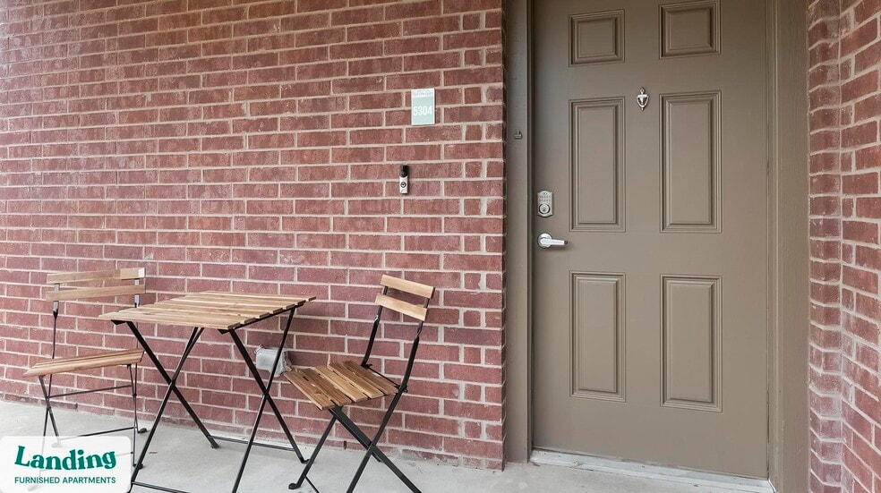 Building Photo - 8200 Clarksprings Dr