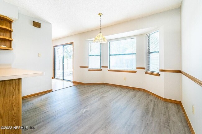 Building Photo - 12555 Allport Rd
