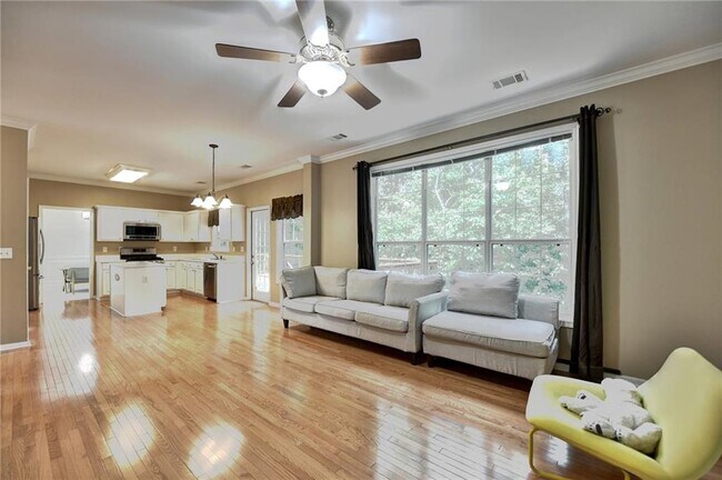 Building Photo - 2172 Woodbriar Dr