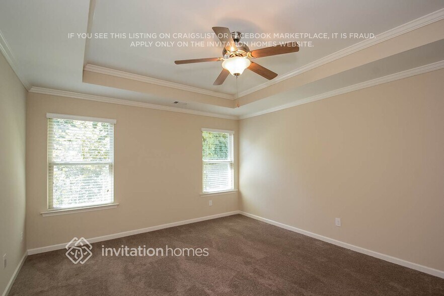Building Photo - 3479 Village Park Ln SW