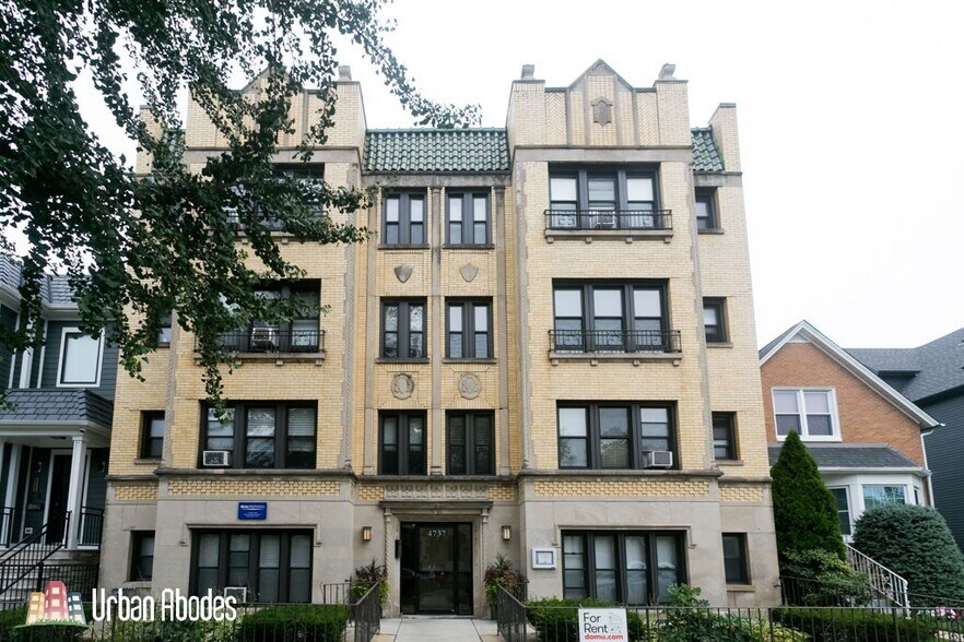 Primary Photo - 4738 N Hermitage Ave