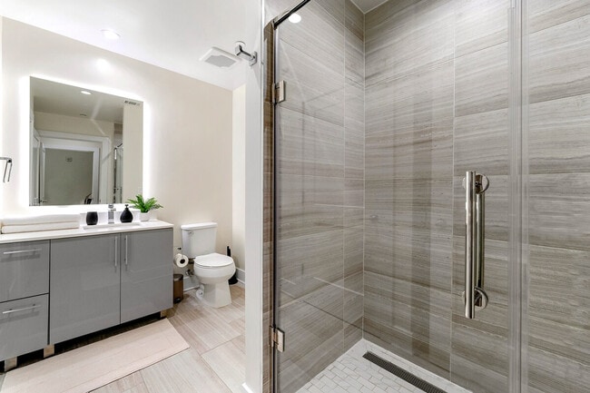 Building Photo - 1400 W Peachtree St NW