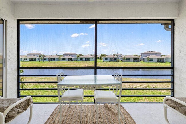 Building Photo - 5850 Sugar Palm Ct