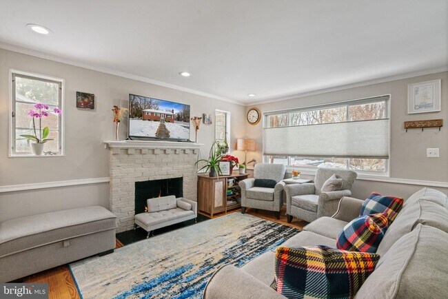 Building Photo - 3903 Whispering Ln