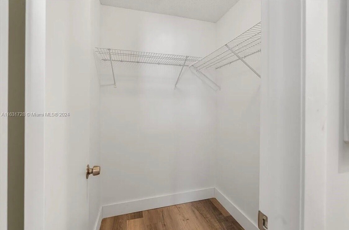 Walk in, large closet - 2512 SW 113th Ct