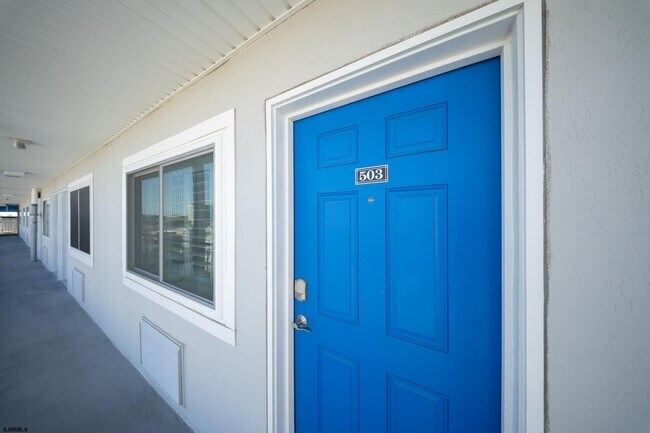 Building Photo - 928 Wesley Ave