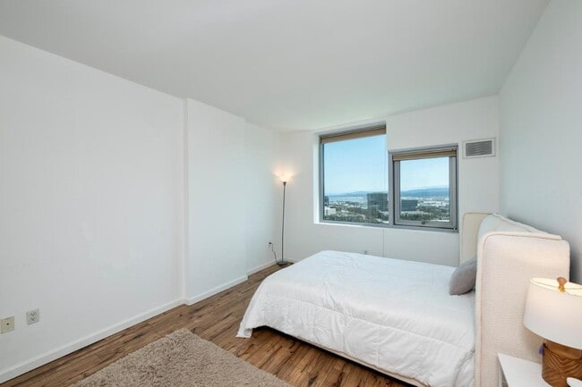 Building Photo - 1 Mandalay Pl
