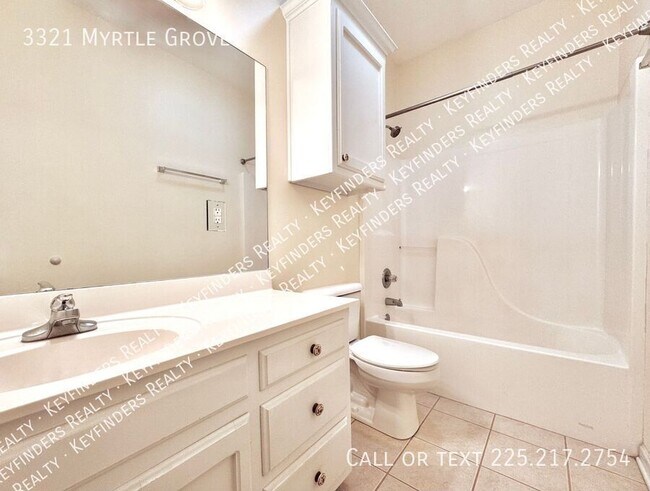 Building Photo - 3321 Myrtle Grove Dr