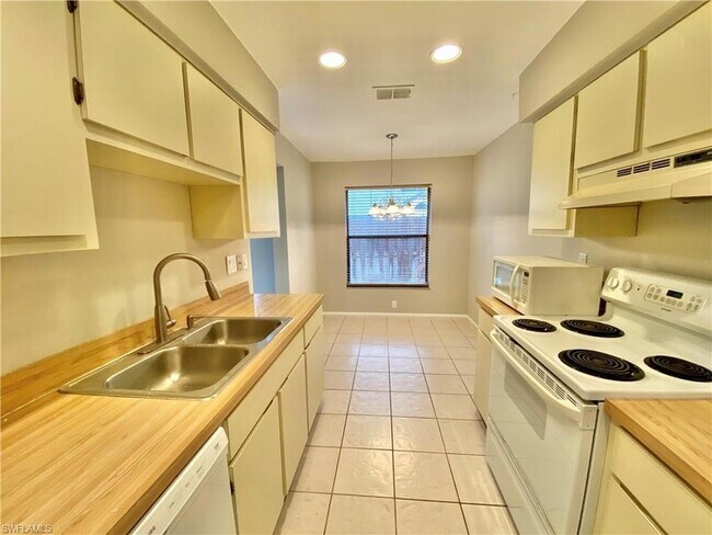 Building Photo - 13128 Langton Ct
