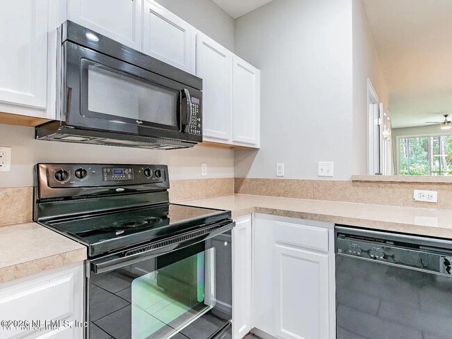Building Photo - 5924 Bartram Village Dr