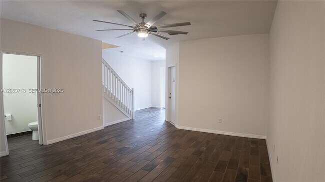 Building Photo - 1042 NW 33rd Manor